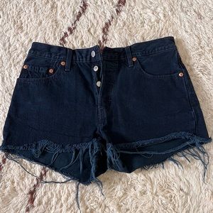 Levi Cut Off Shorts